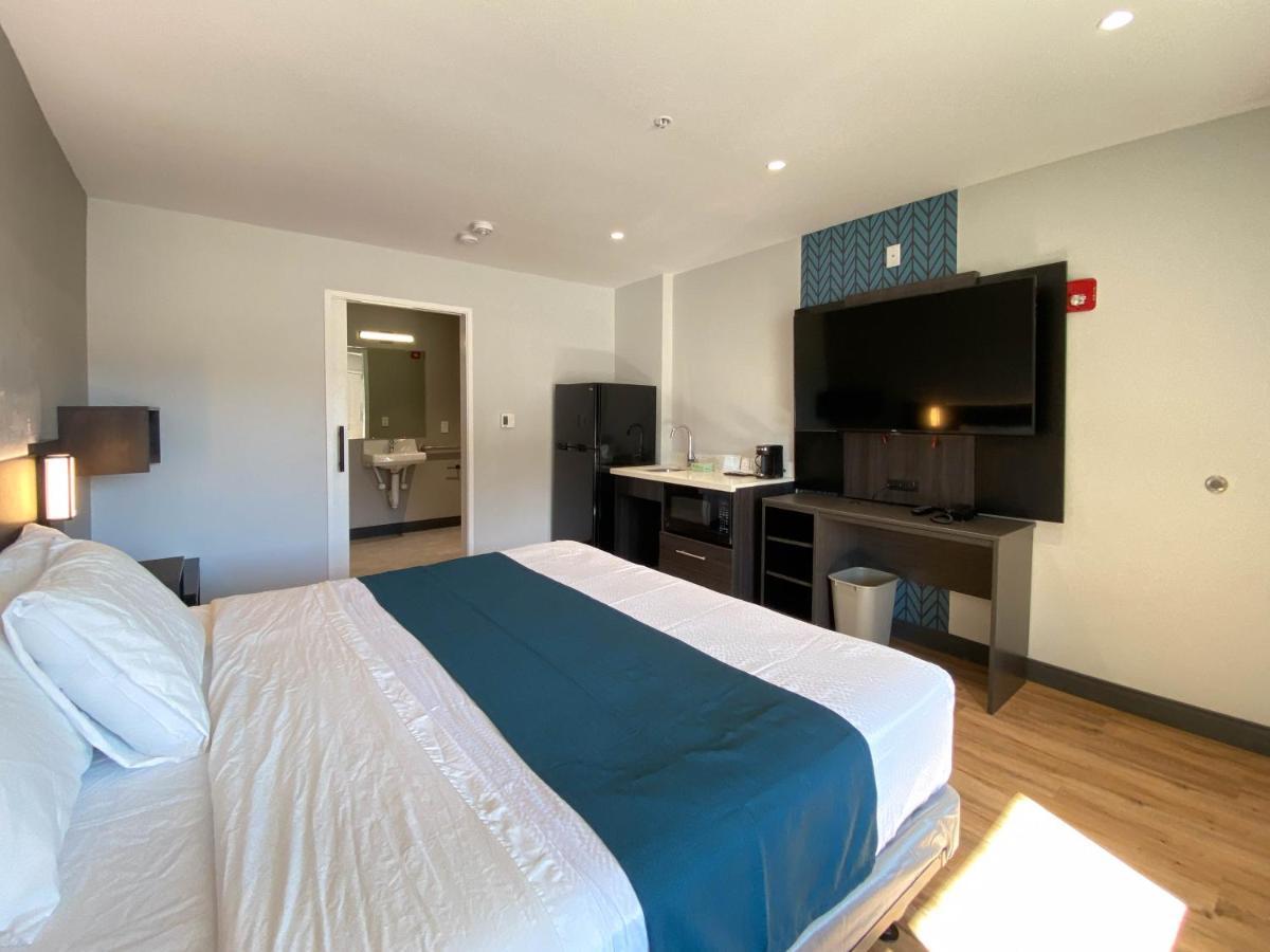 Hotel 6 Stockton, Ca Waterfront