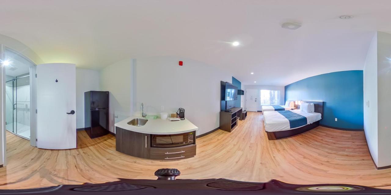 6 Stockton, Ca Waterfront 2*