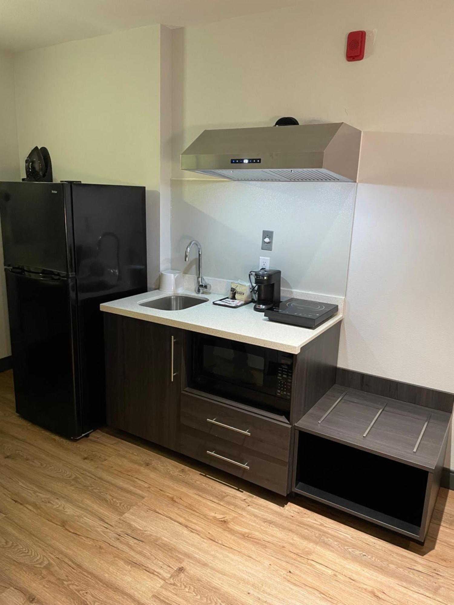6 Stockton, Ca Waterfront 2*